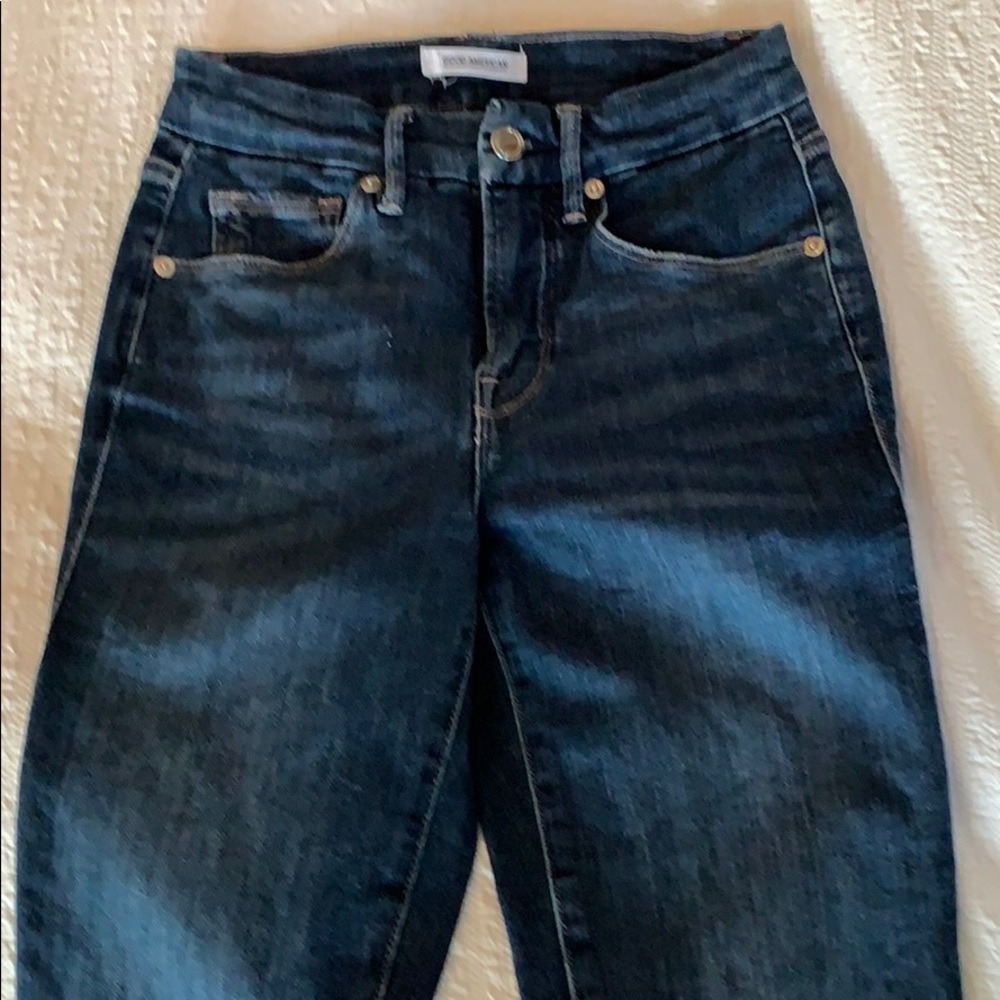 Good American aGood Legs Crop. Size 25.